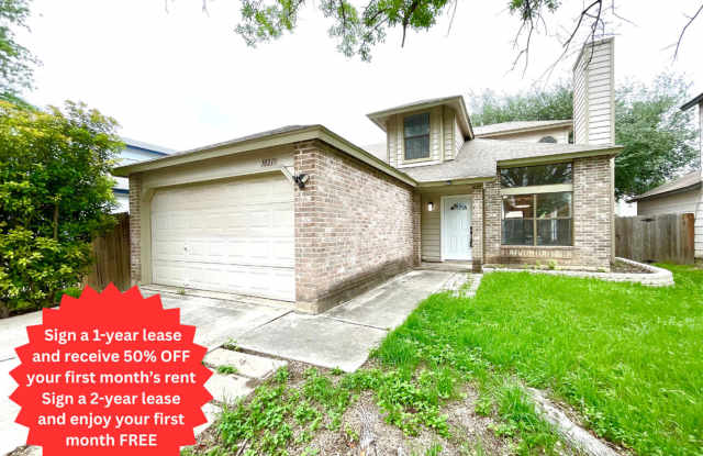 *MOVE IN SPECIAL* 2-Story 3 Bedroom / 2.5 Bath Home Near Lackland AFB! photos photos