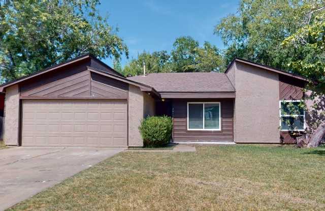 3011 Adrienne Dr Gallery 1