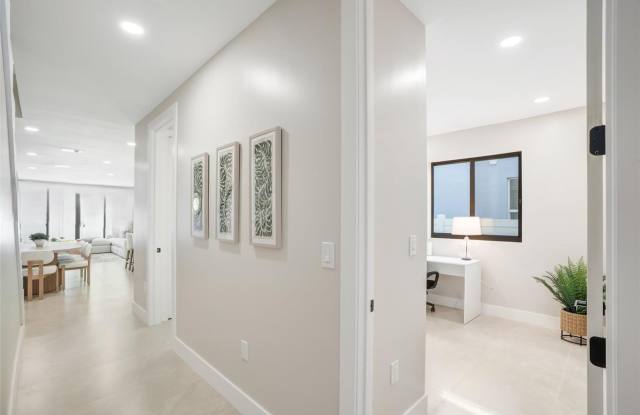 701 Southwest 17th Street Gallery 3