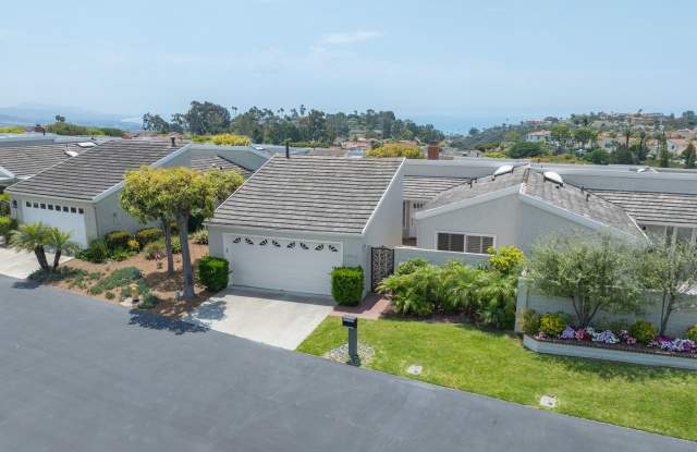 Bright  Updated 55+ Home with Ocean View Sunroom photos photos