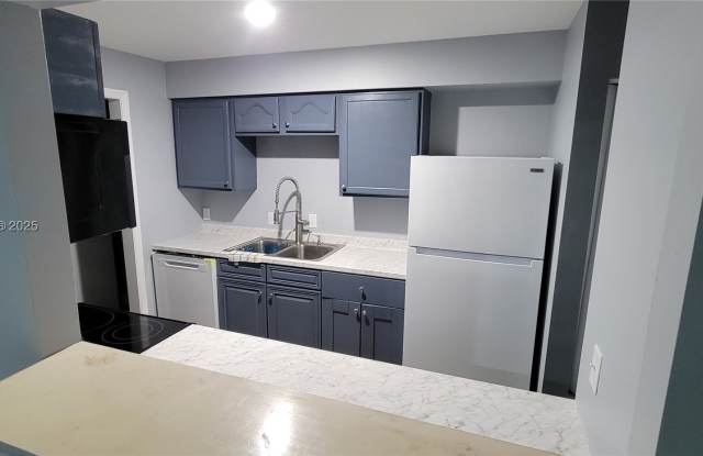 13285 ARBOR POINTE CIRCLE Gallery 3