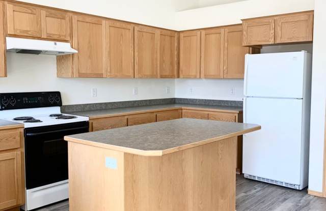 4 bedroom, 2 bath in Southview Gallery 4