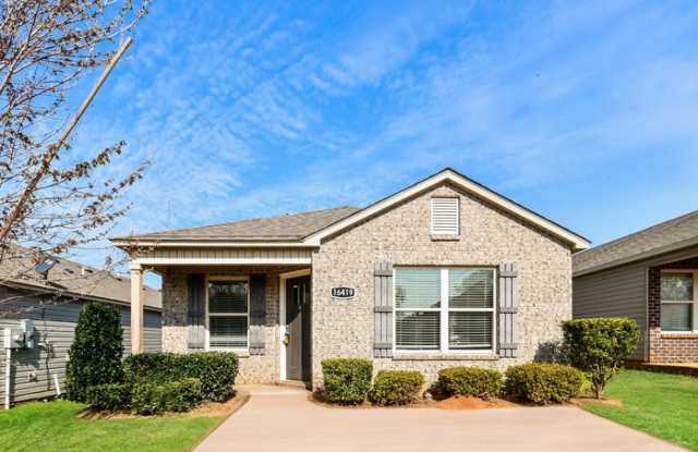 16419 Waterbury Lane - 16419 Waterbury Lane, Moundville, AL 35474