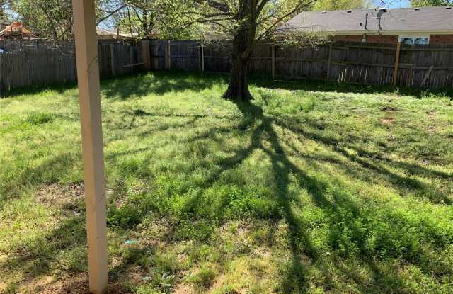 5804 Willow View Drive Gallery 2