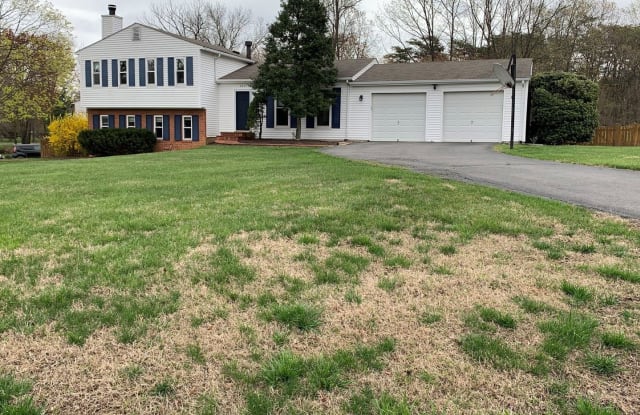 2321 Bedfordshire Cr - 2321 Bedfordshire Circle, Reston, VA 20191