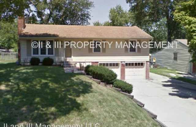 8904 W 93rd St - 8904 West 93rd Street, Overland Park, KS 66212