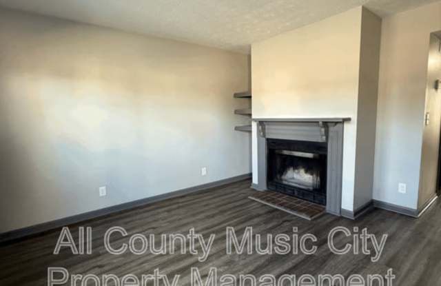 3120 Creekwood Dr photos photos