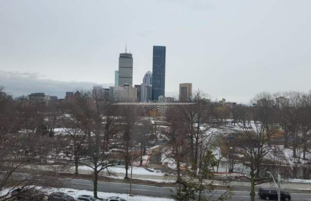 27 Park Ave. photos photos