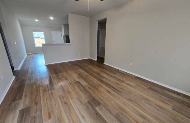 4520 Olympic Gallery 3