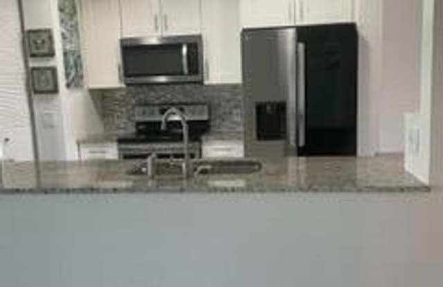 1660 W Golfview Drive, Pembroke Pines, FL 33026 - 3150 photos photos
