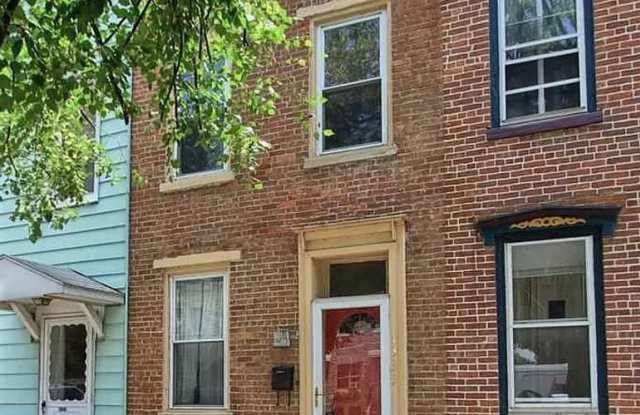 Spacious 3 Bedroom on 2nd photos photos Spacious 3 Bedroom on 2nd photos photos