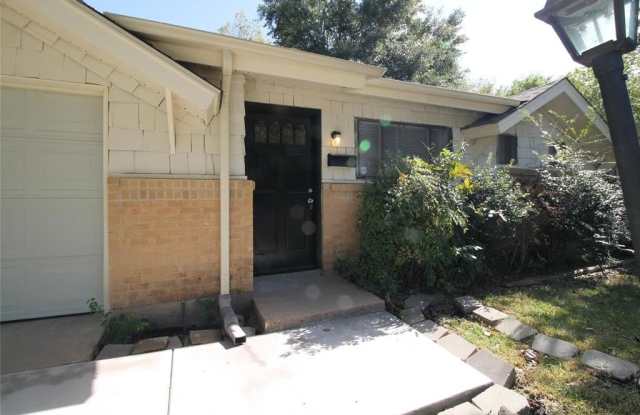 3504 Bahamas Drive Gallery 2