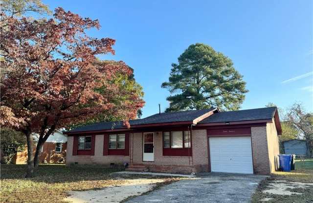 3 Bedroom 2 Bath Home conveniently located off Raeford Rd by 295! photos photos 3 Bedroom 2 Bath Home conveniently located off Raeford Rd by 295! photos photos