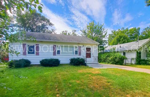 COZY 3 Bedroom Ranch with Bonus Rec Room!!! photos photos