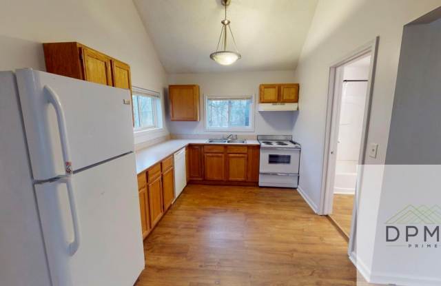 Welcome to 2814 Vermont St. Lansing, MI 48906!! photos photos
