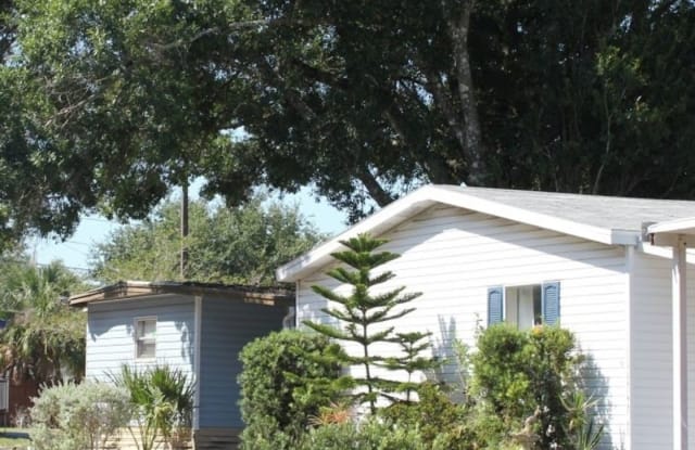 Grandview Estates - 11528 Canterbury Drive, Mango, FL 33584