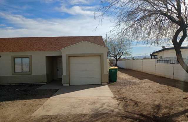 4225 N Montezuma Dr photos photos