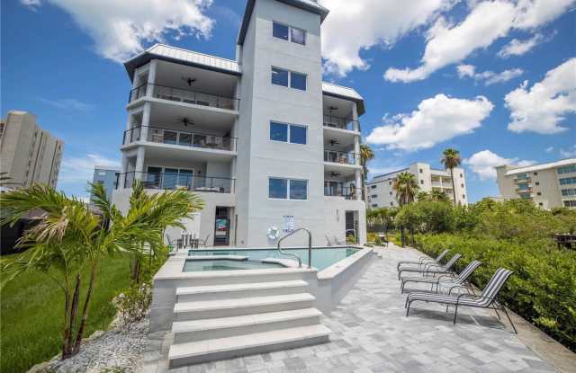 19505 GULF BOULEVARD photos photos