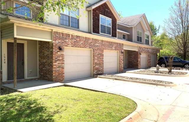 1544  N London  AVE photos photos