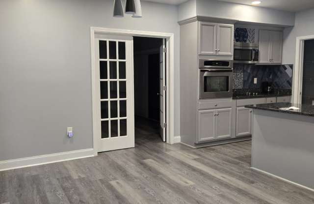 30 Grassy Springs Court Gallery 4