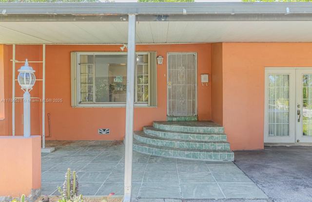 13140 N Miami Ave photos photos