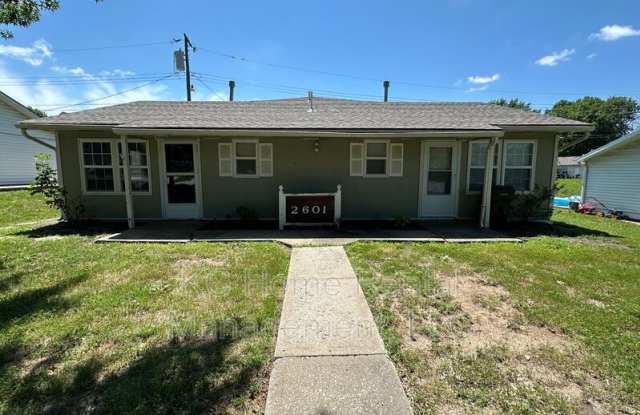 2601 Chipman Rd - 2601 Northwest Chipman Road, Lee's Summit, MO 64081