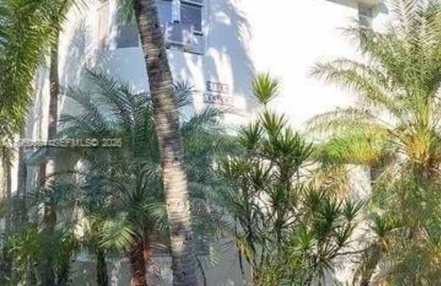 1020 Euclid Ave photos photos