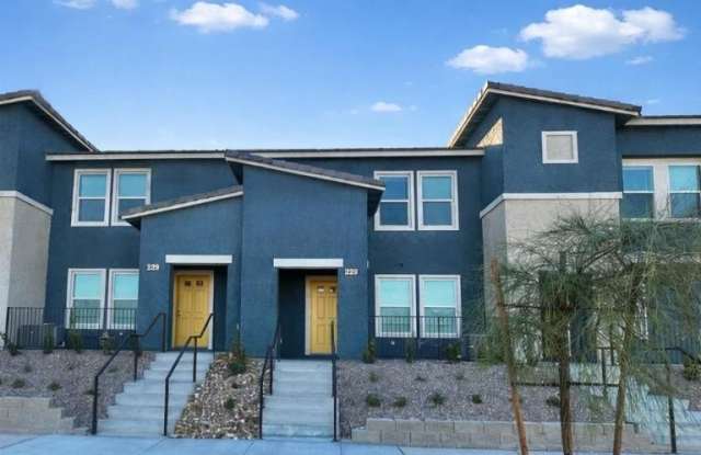 1130 Scarlet Sparrow Street photos photos