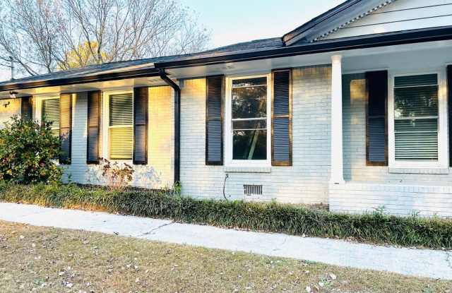 Charming 3BR House in Snellville Gallery 4