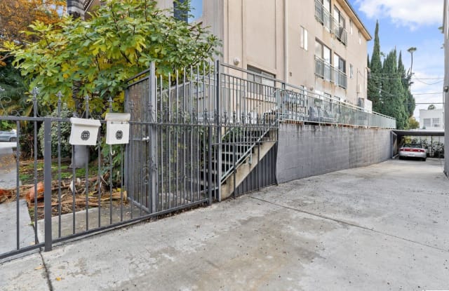 4608 Greenwood Place - 4608 Greenwood Place, Los Angeles, CA 90027