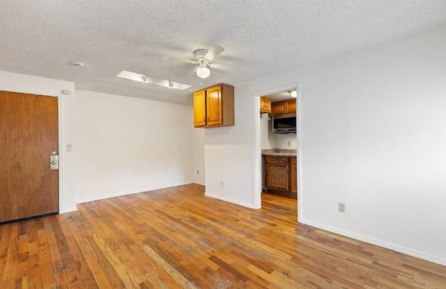 2529 West Vermijo Avenue Gallery 1