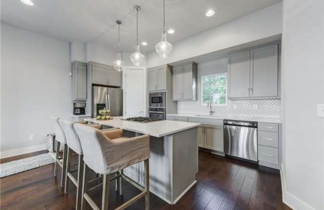 723 Taylor Court Gallery 3