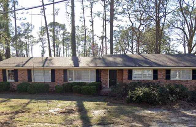 Charming 3BR Home with Modern Finishes  Screened Porch – Near VSU! photos photos