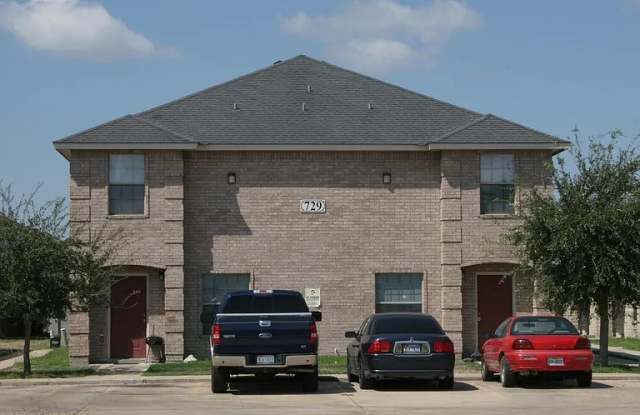 729 Sonesta Court Gallery 1