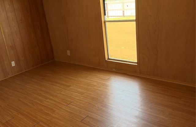 128 Rommel Court Gallery 3