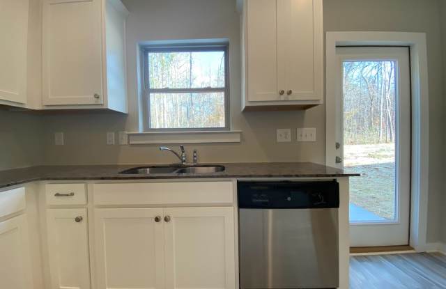 Home for Rent in Clay, AL!!! Available to View with a 48 Hour Notice! Gallery 3