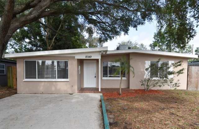 15149 HARDING AVENUE - 15149 Harding Ave, South Highpoint, FL 33760