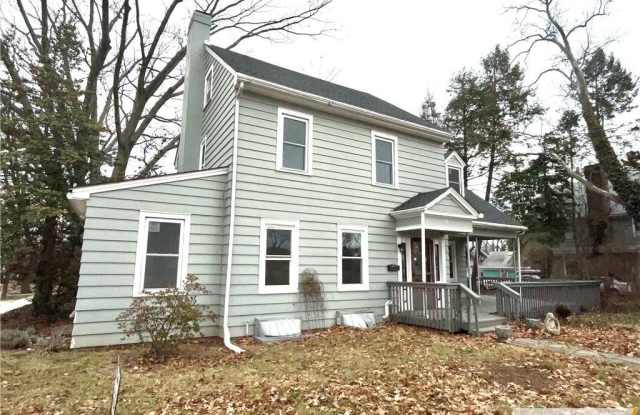 161 Nichol Avenue - 161 Nichol Avenue, New Brunswick, NJ 08901