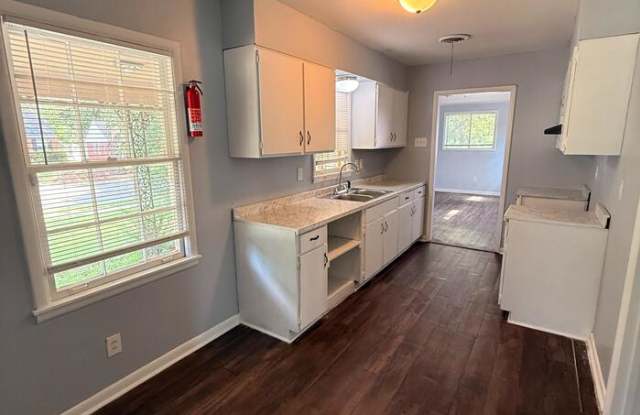 3692 Huntingdon Lane Gallery 4