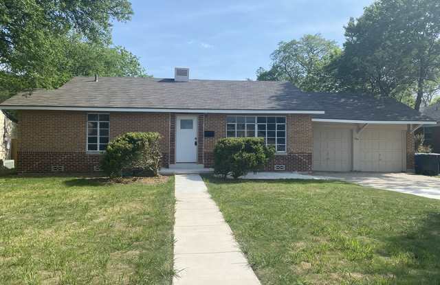 250 Thorain Blvd - 250 Thorain Boulevard, San Antonio, TX 78212