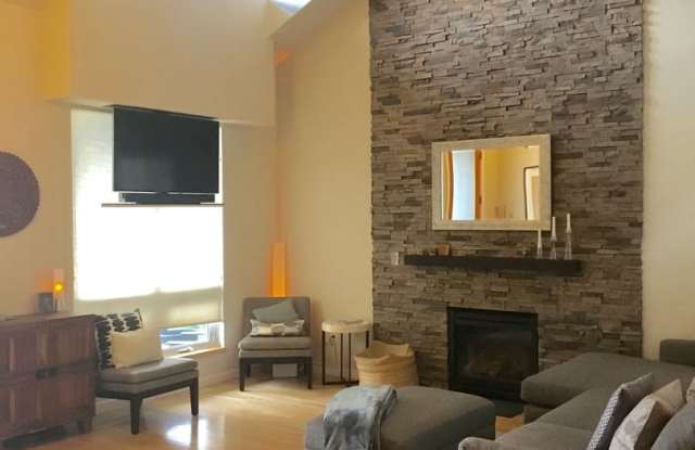4B/3B Updated Louisville Home for Lease! Gallery 3