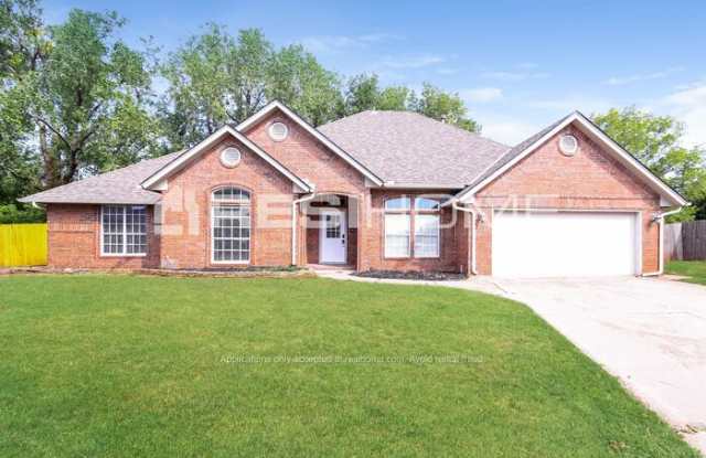 504 Julie's Trail Circle photos photos