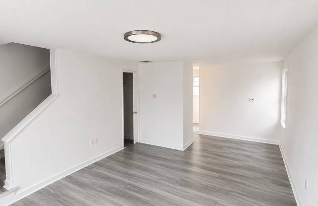 681 Willow Ave photos photos 681 Willow Ave photos photos