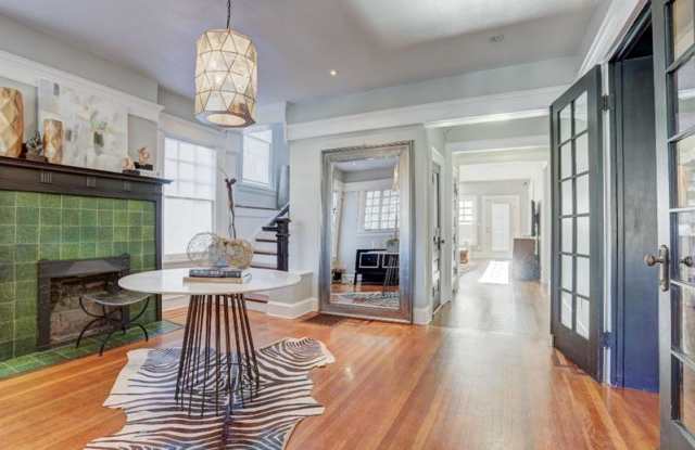 811 Charles Allen Drive NE Gallery 4