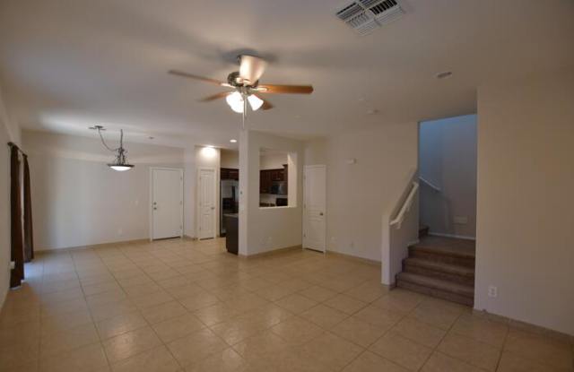 3854 East Santa Fe Lane Gallery 3