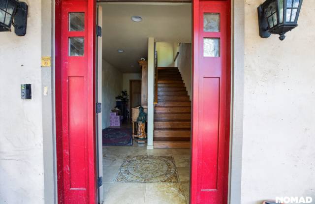 Charming 3BR House in Ashland Gallery 1