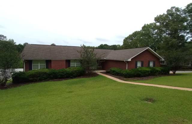 4 bedroom 3 bath Home with Pickleball Court  Pool photos photos