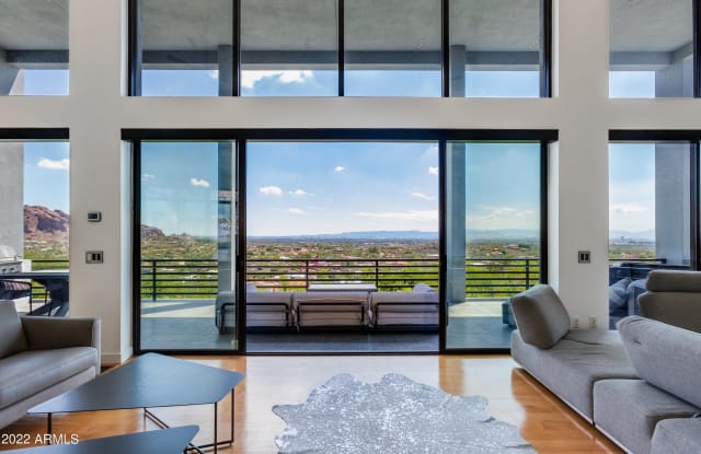 4228 E HIGHLANDS Drive - 4228 East Highlands Drive, Paradise Valley, AZ 85253