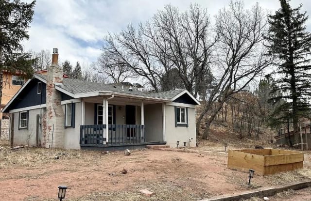 210 Arnold Ln - 210 Arnold Lane, Colorado Springs, CO 80904 210 Arnold Ln - 210 Arnold Lane, Colorado Springs, CO 80904