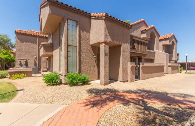 2 Bed/1 Bath - Minutes from ASU and Tempe Lake!! *$300 OFF 1ST MONTHS RENT* photos photos